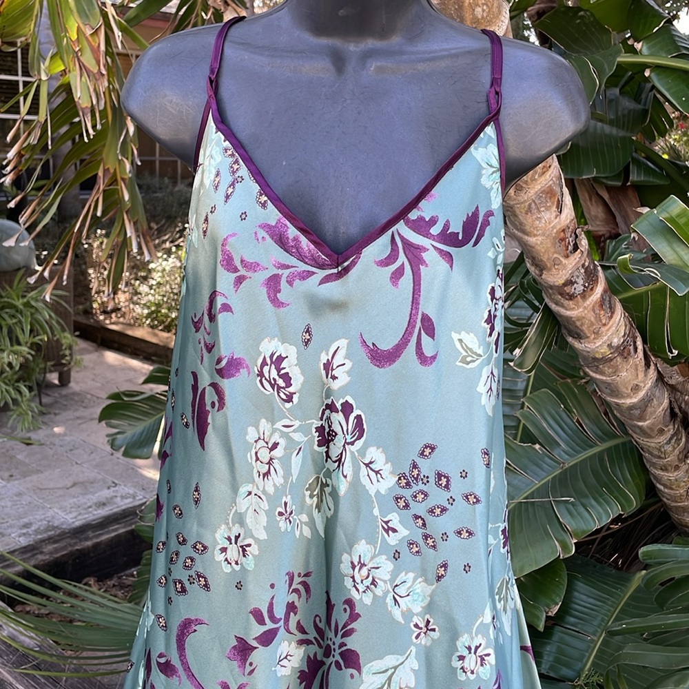 Halston floral satin slip dress - Picture 3 of 9